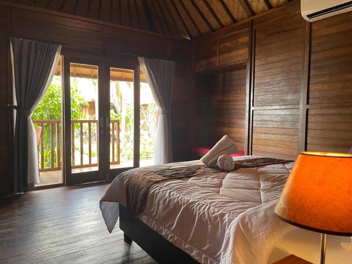 Mangrove Beach Hut Lembongan Esterno foto