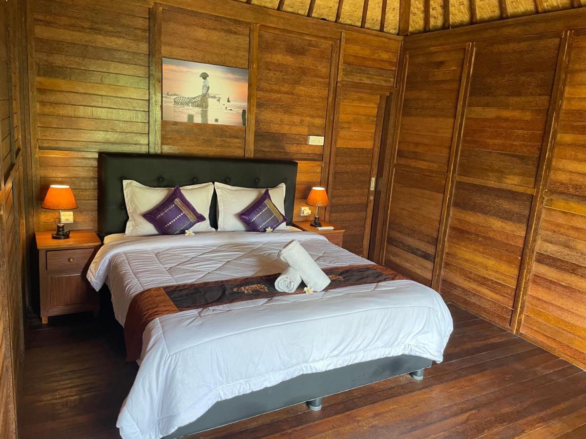 Mangrove Beach Hut Lembongan Esterno foto