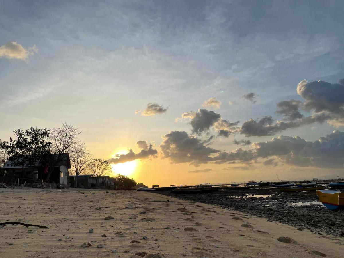 Mangrove Beach Hut Lembongan Esterno foto