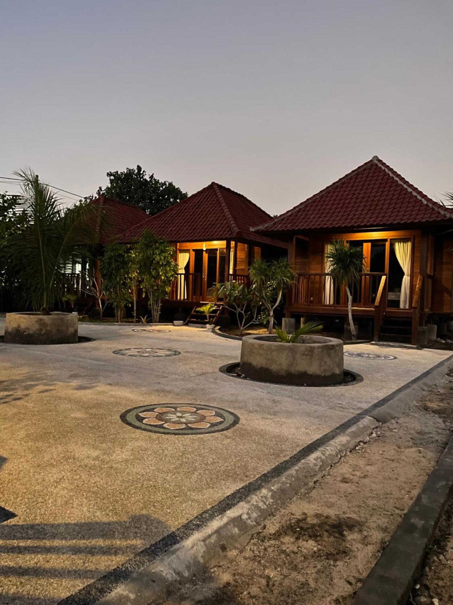 Mangrove Beach Hut Lembongan Esterno foto