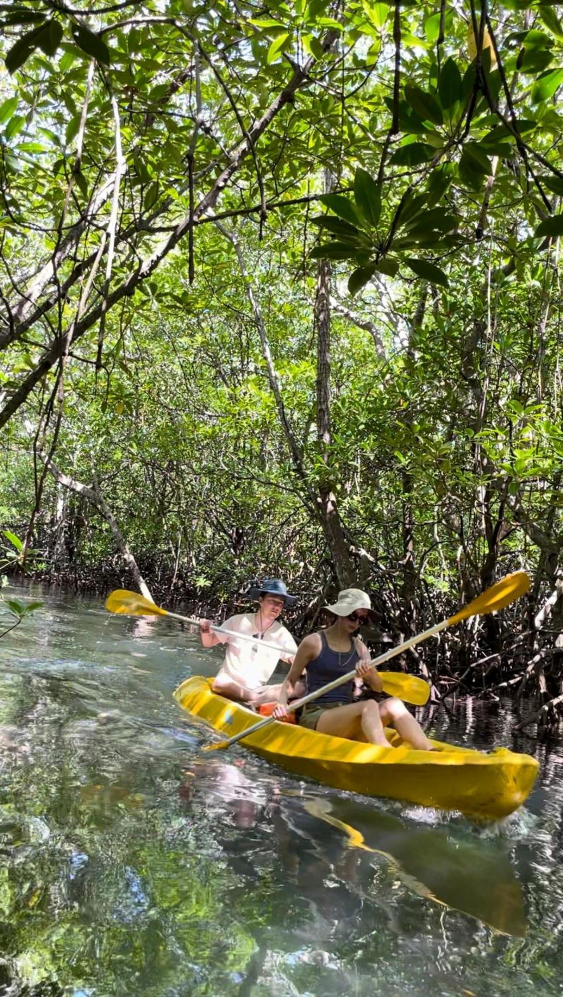 Mangrove Beach Hut Lembongan Esterno foto